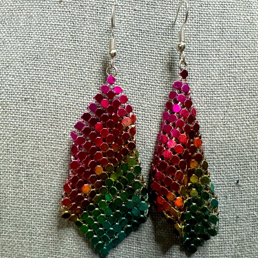 Metallic rainbow shimmer dangling earrings